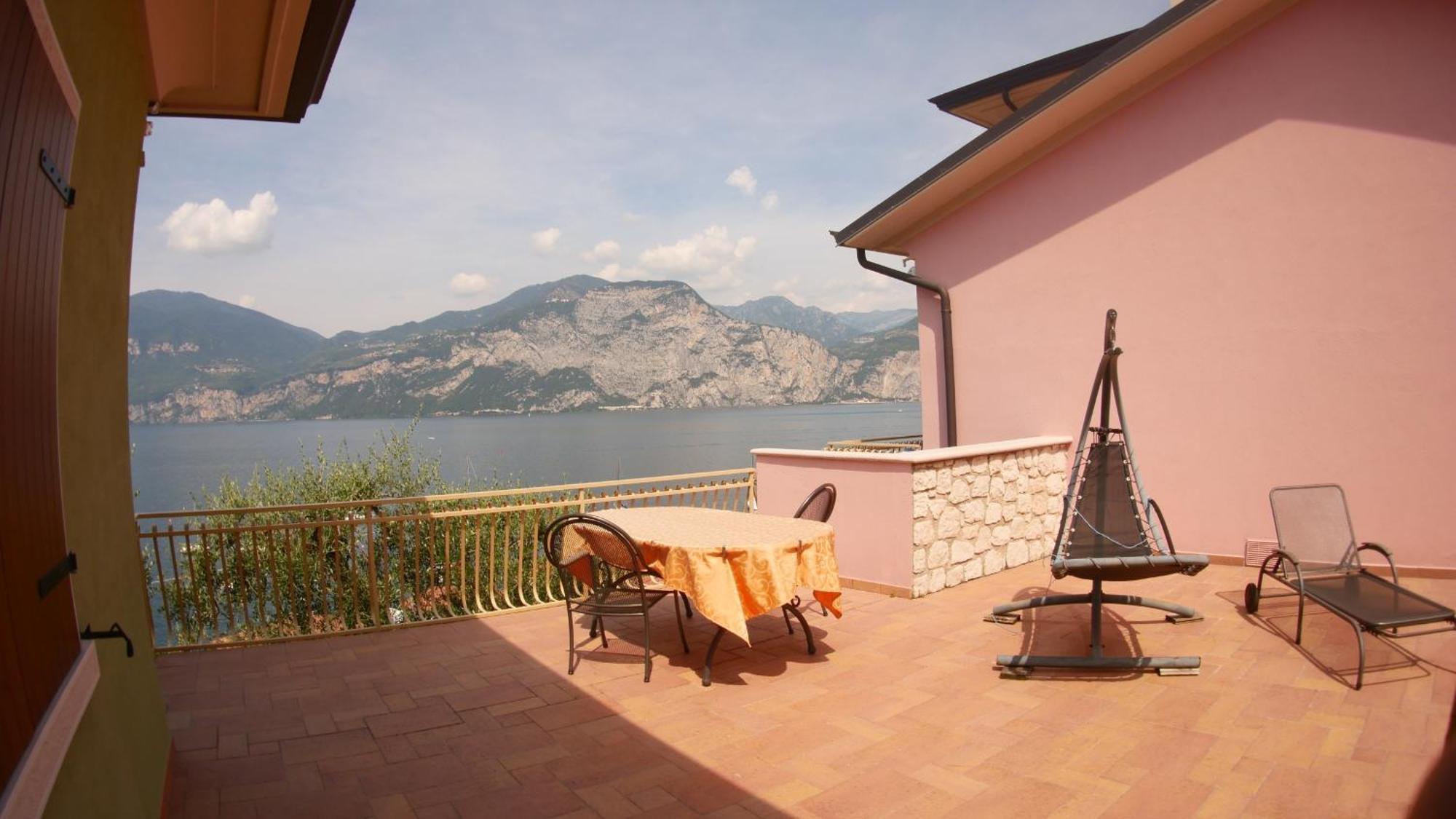 Residence Casa Maria Assenza di Brenzone Exterior photo